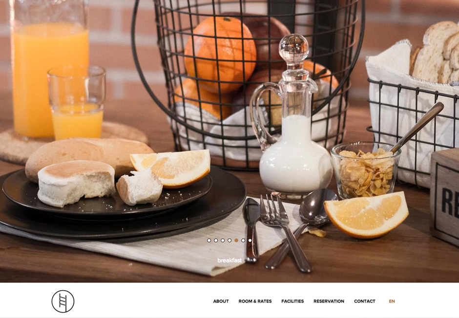 Bed Station Hostel : Homepage Design Sundae